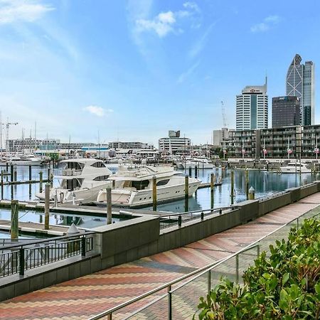 Apartmán Elegant & Sunny Living With Stunning Marina Views Auckland Exteriér fotografie
